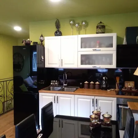 Luxury Sirena Centre Netflix