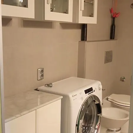Luxury Sirena 1 Centre Netflix